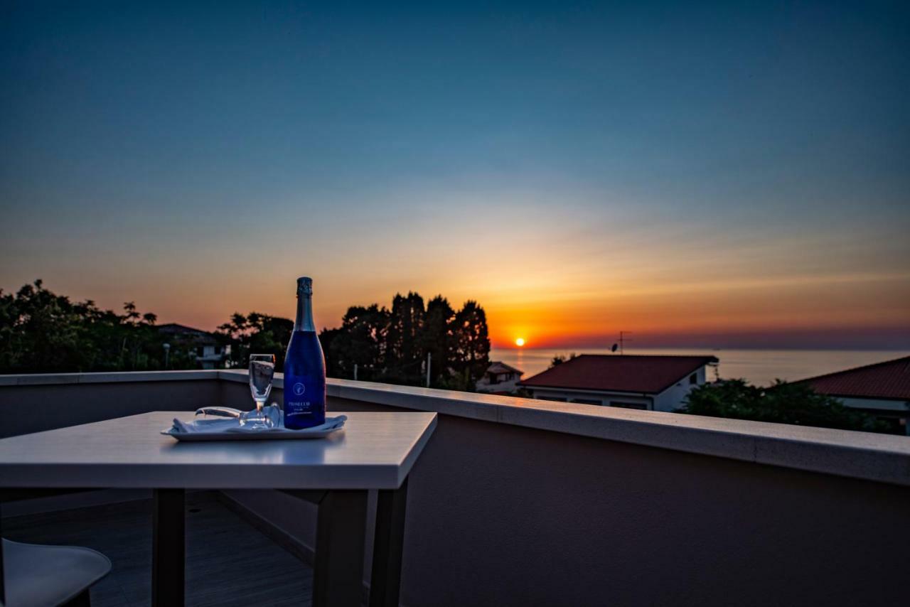 Michelino House Bed & Breakfast Parghelia Dış mekan fotoğraf